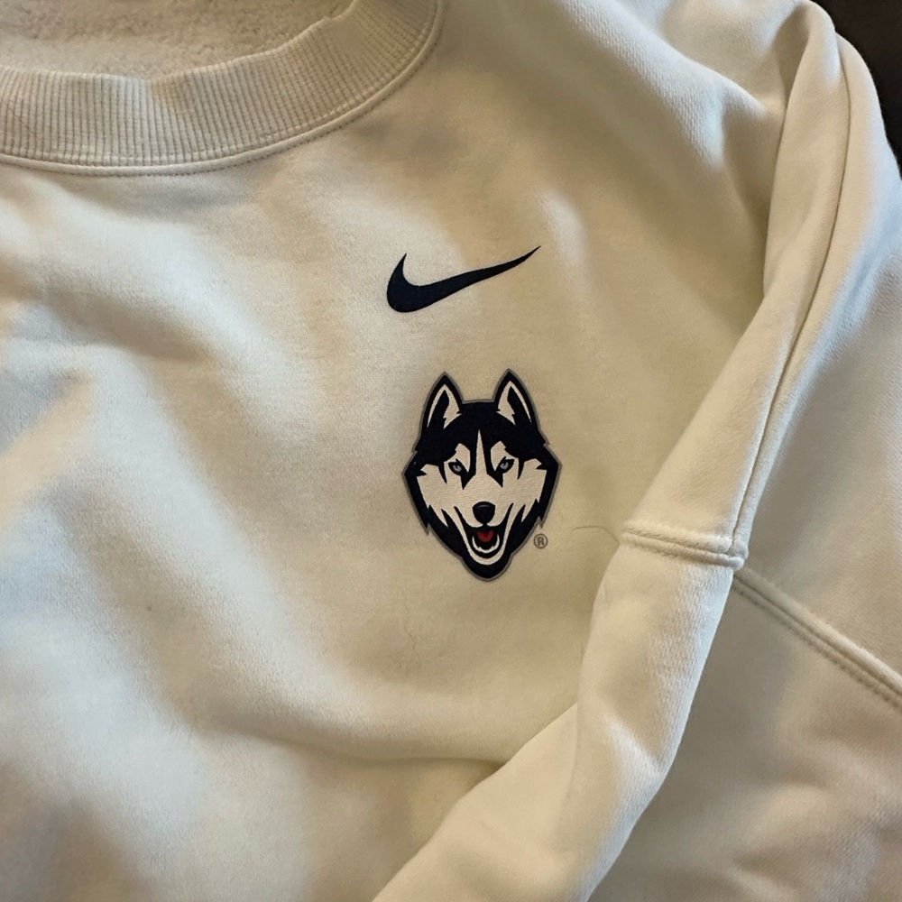 Nike White Crewneck Sweater with UConn Husky Logo